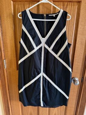 RACHEL Rachel Roy Black Dress with Cream Crochet Trim size 14